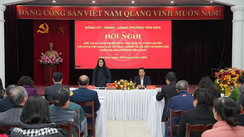 Bí thư Đảng uỷ phường và Chủ tịch UBND phường trực tiếp đối thoại với người dân