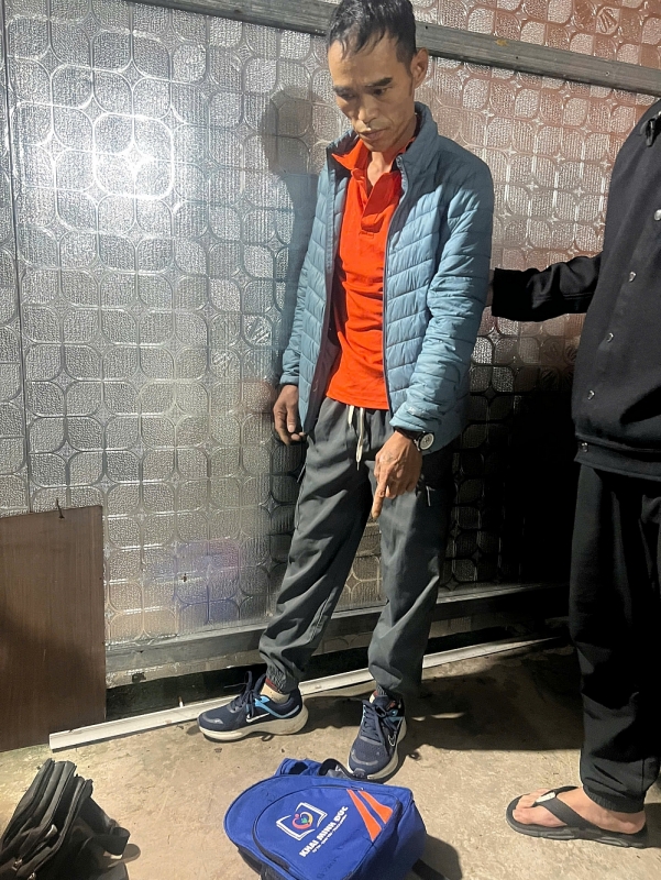 Đối tượng Tiến Sinh và tang vật