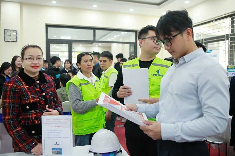 Người lao động được tạo điều kiện tìm việc làm