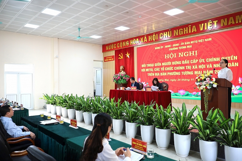 Đại diện phường Tương Mai thông tin tình hình kinh tế - chính trị - xã hội của phường Tương Mai sau sáp nhập Đại diện phường Tương Mai thông tin tình hình kinh tế - chính trị - xã hội của phường Tương Mai sau sáp nhập