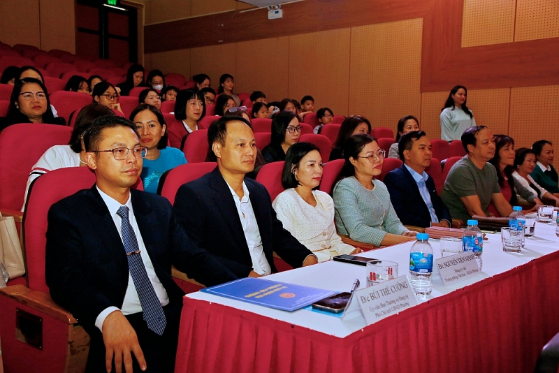 Tỏa sáng tài năng nhạc cụ học sinh Phú Thượng