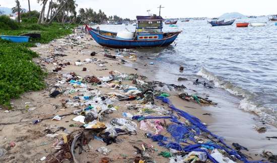 Giảm thiểu rác thải nhựa đại dương: Những việc cần làm ngay