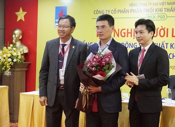 cong ty cp phan phoi khi thap ap dau khi viet nam no luc phat trien thi truong
