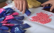 Lô ma túy hai tỷ đồng giấu trên xe khách