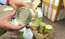 Phú Thọ: Tiêu hủy gần 200kg chân gà và phụ gia làm trà chanh