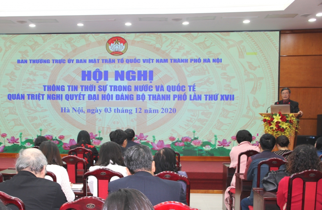 Quanh cảnh hội nghị