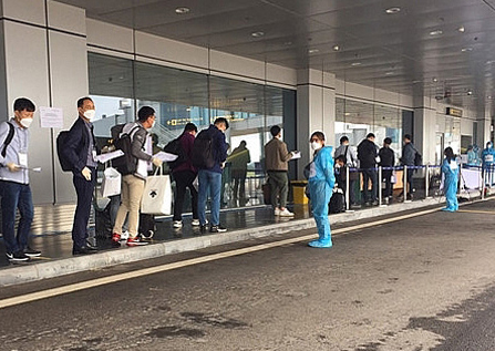 Đưa gần 530 công dân Việt Nam về nước