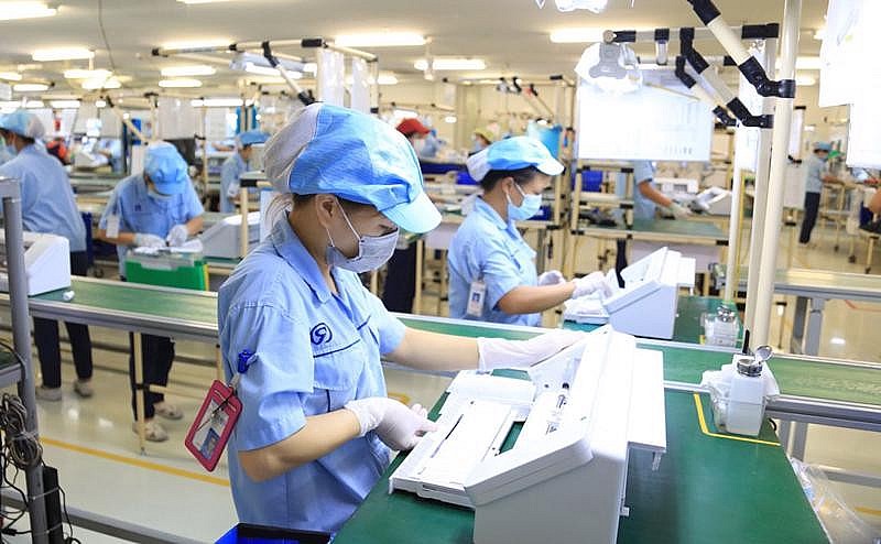 Hà Nội: Đảm bảo quyền lợi của người lao động về lương, thưởng Tết Nguyên đán 2023
