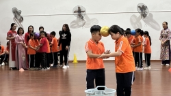 Học sinh Tây Hồ đặc biệt thích thú với trò chơi dân gian