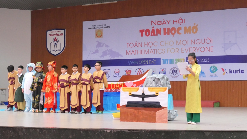 Phần sân khấu hóa Toán học với sự chuẩn bị kỹ lưỡng