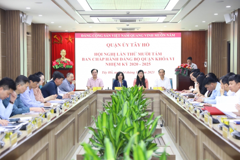 Quận Tây Hồ hoàn thành 21/21 chỉ tiêu về phát triển kinh tế - xã hội