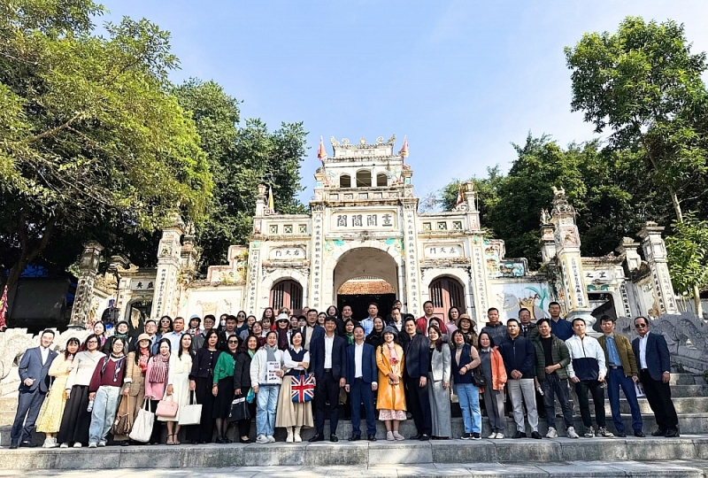 Thư Lâm tìm lời giải hút khách quốc tế