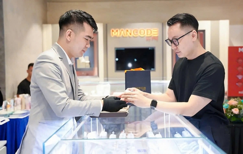 PNJ trình làng thương hiệu nam trang Mancode by PNJ. Ảnh: Gia Thịnh PNJ trình làng thương hiệu nam trang Mancode by PNJ. Ảnh: Gia Thịnh