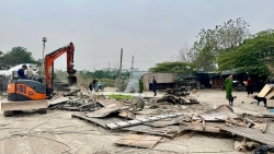 linh nam khan truong thu hoi dat cong tai khu dac 7