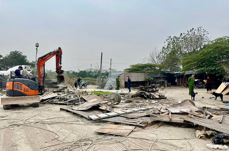 Lĩnh Nam khẩn trương thu hồi đất công tại khu Đặc 7