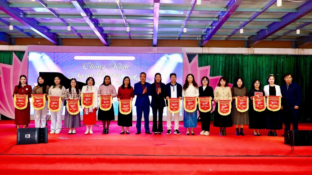 Chung khảo liên hoan nhạc cụ học sinh phổ thông phường Tương Mai