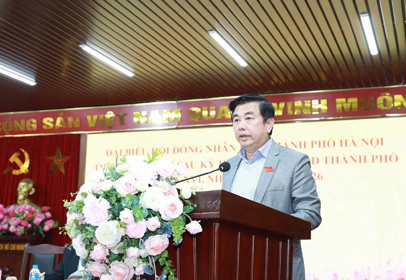 Ông Nguyễn Minh Đức - Tổng Biên tập Báo HàNộimới ghi nhận, tiếp thu ý kiến cử tri