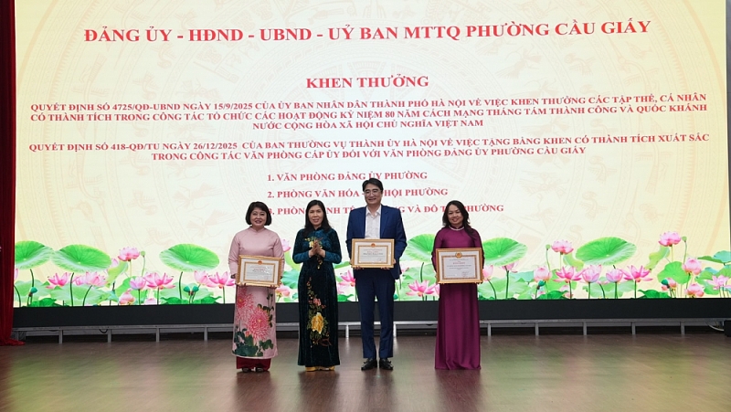 Cầu Giấy chọn chuyển đổi số làm mũi đột phá, “chốt” 23 chỉ tiêu cho năm 2026