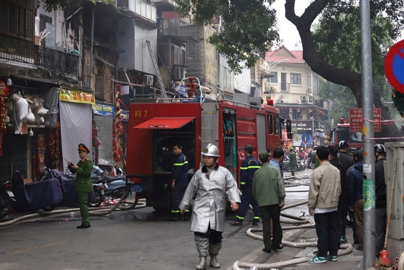 Đám cháy được dập tắt, rất may không có thiệt hại về người