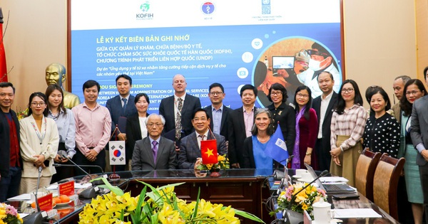 Lễ ký Biên bản ghi nhớ về hợp tác triển khai ứng dụng y tế từ xa nhằm tăng cường tiếp cận dịch vụ y tế cho các nhóm yếu thế tại Việt Nam.