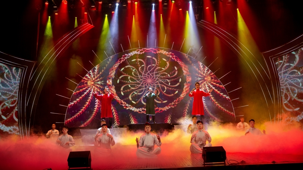 Hồn quê và khát vọng dân tộc trong "Ngọn Chung linh" của Giáo sư, họa sĩ Ngô Xuân Bính