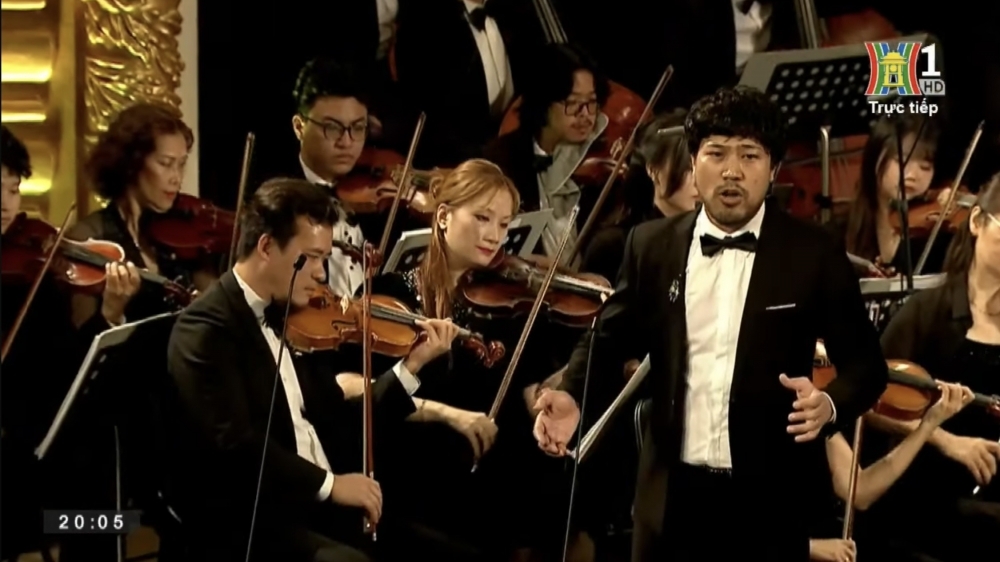 Ấn tượng với "Người Hà Nội" mở đầu "Hòa nhạc năm mới 2024"