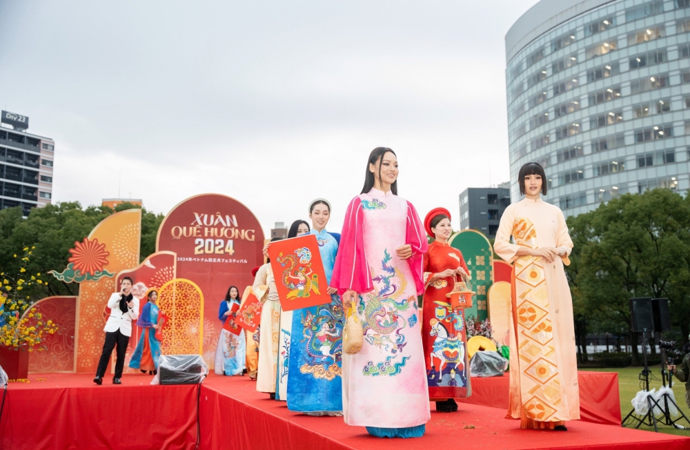 Tái hiện phong tục đón Tết truyền thống người Việt tại Fukuoka