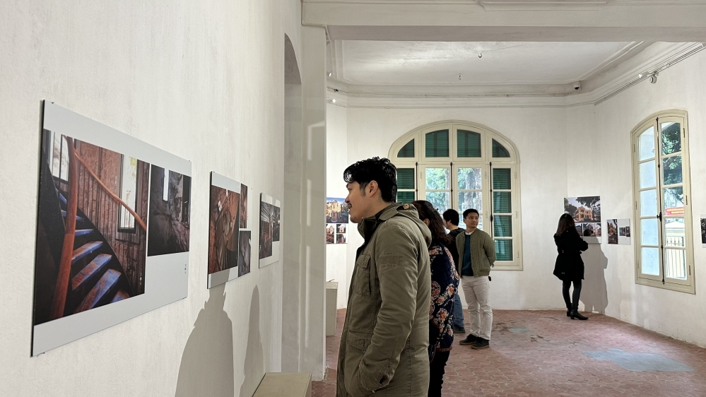 Công chúng thích thú tìm hiểu quá trình hồi sinh biệt thự cổ ở Hà Nội