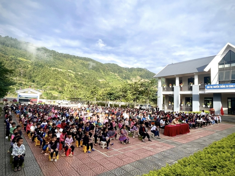 Xúc tiến triển khai một số cơ chế, chính sách đặc thù đột phá phát triển giáo dục và đào tạo