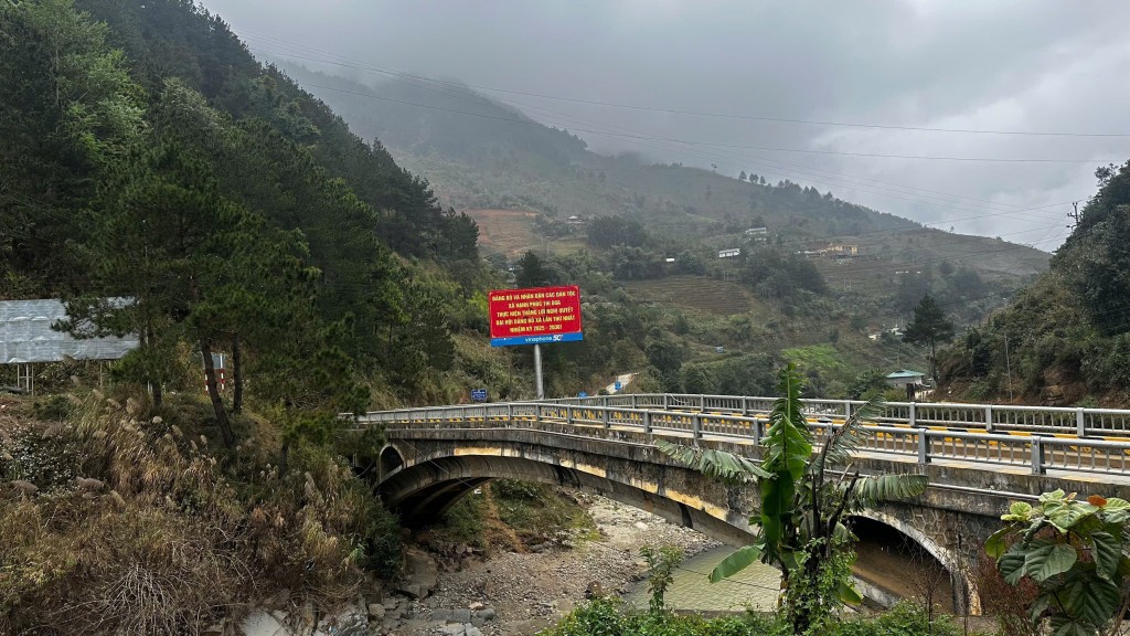 Đồng bào vùng biên Lào Cai đặt niềm tin vào Đảng