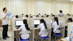 thi sinh co nen tham du nhieu ky thi danh gia nang luc de xet tuyen