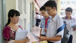 Đông đảo phụ huynh Hà Nội mong mỏi bỏ môn thứ 4 kỳ thi tuyển sinh vào lớp 10