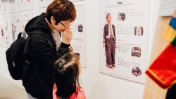 Cảm hứng tích cực từ triển lãm "Dám sống một cuộc đời rực rỡ"