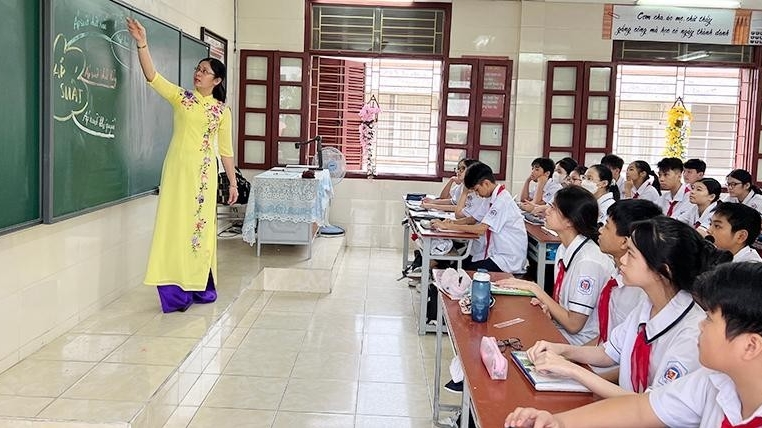 Chương trình Giáo dục phổ thông 2018: Học sinh không còn nặng học theo yêu cầu thi cử