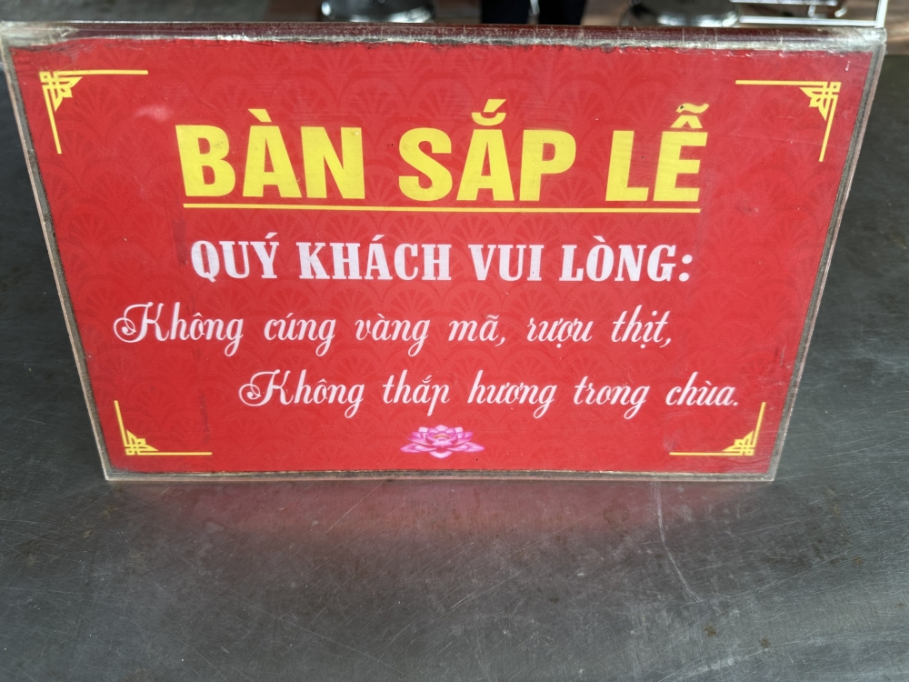 Khám phá ngôi chùa không có hòm công đức