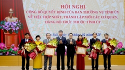 Nghĩ thật, làm thật, nêu gương thật