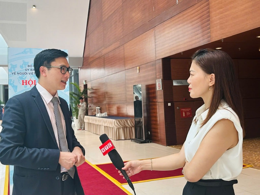 Thêm “cú hích”, tạo niềm tin mạnh mẽ cho kiều bào