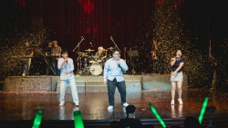 Bất ngờ màn trình diễn nghệ thuật đặc sắc của học sinh Trường THPT Đoàn Thị Điểm