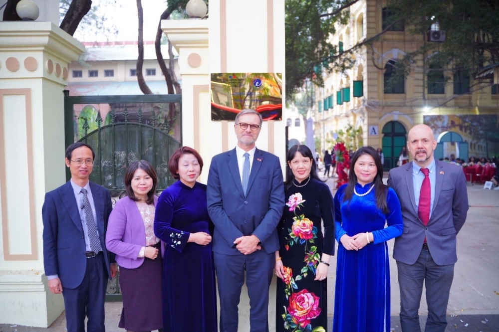 Trường THPT Việt Đức đón nhận danh hiệu LabelFrancÉducation năm học 2025–2026