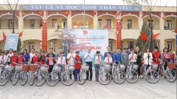 Cùng em đến trường năm 2023: Quãng đường tới trường của nhiều học sinh ngắn lại...