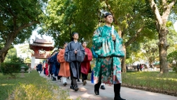 Khi giới trẻ say mê số hóa di sản…