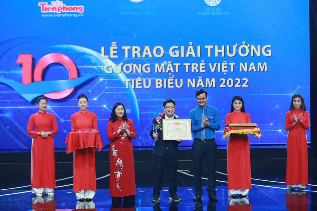 Vinh danh những người trẻ truyền lửa nhiệt huyết, dẫn lối tiên phong