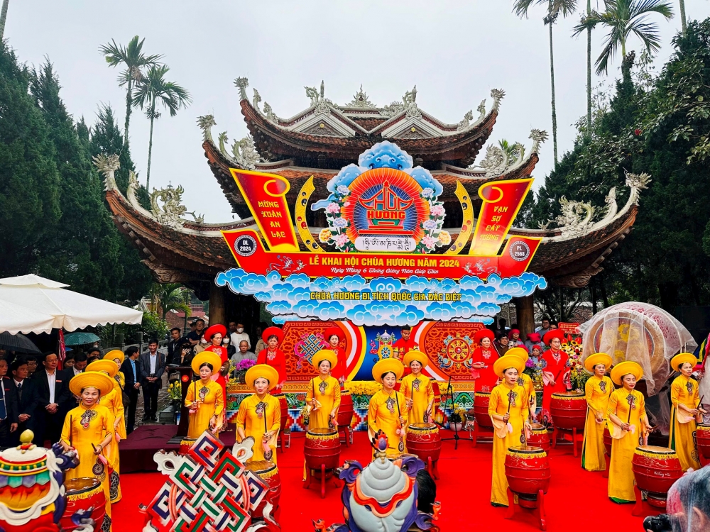 Hà Nội: Dịp đầu Xuân, hơn 400 lễ hội diễn ra an toàn, văn minh