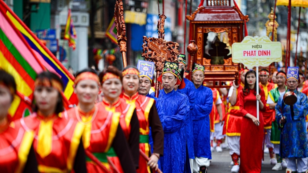 Tưng bừng khai hội chùa Láng 2023