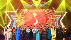 Xúc động chương trình nghệ thuật "Khát vọng thống nhất"