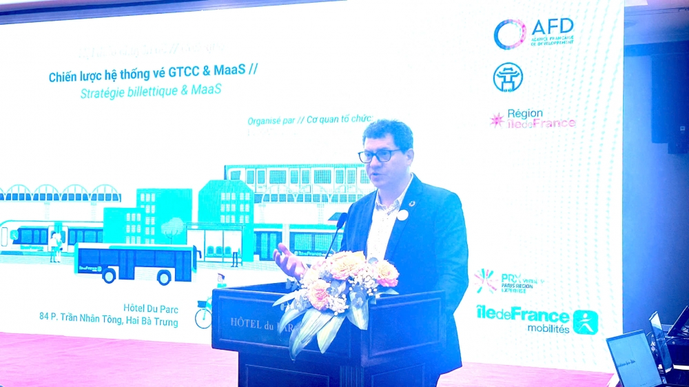 Thách thức nào để Hà Nội triển khai vé điện tử liên thông trong giao thông công cộng?