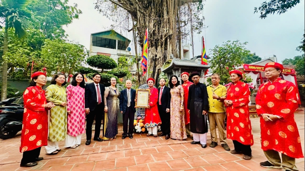 Công nhận Cây di sản văn hóa tại đình Gia Thượng và đền Rừng