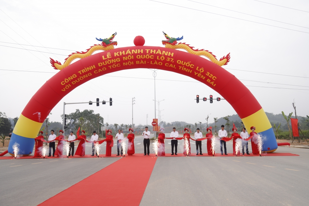 Khánh thành công trình Đường nối Quốc lộ 37, Quốc lộ 32C với cao tốc Nội Bài – Lào Cai
