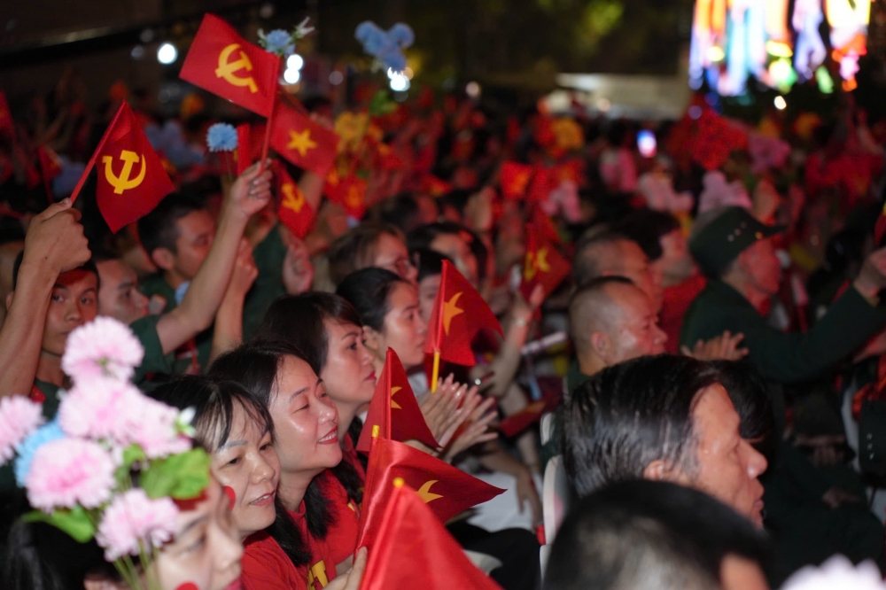 Hùng tráng khúc ca khải hoàn