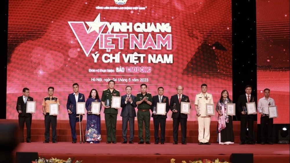 Tỏa sáng ý chí, khát vọng Việt Nam